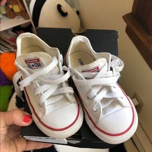 White Converse Chuck Taylor Toddler Size 8